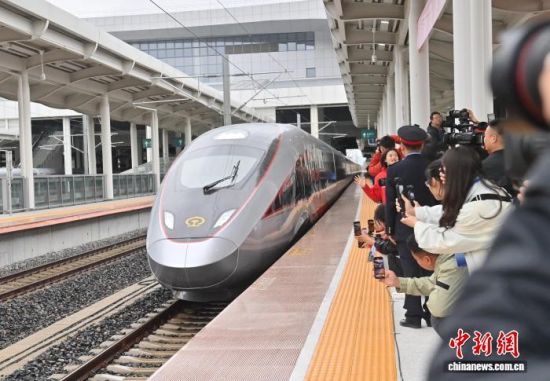 9��28����G8166����܇���L(zh��ng)��ɽվʼ�l(f��)�����K�c(di��n)վ���(y��ng)��վ������ �z